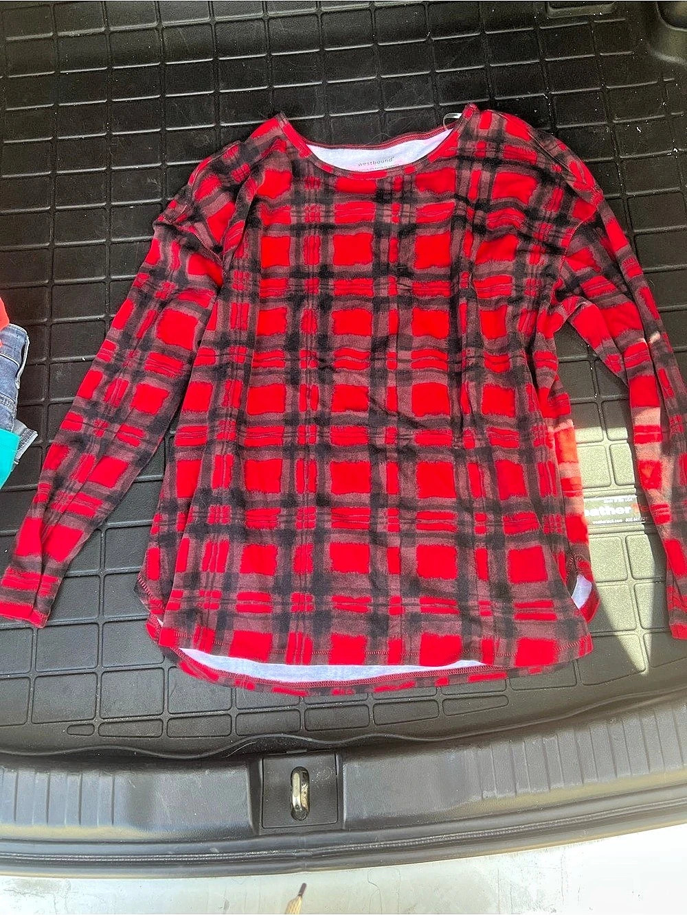 westbound Plaid Long Sleeve Top in Red & Black Size XL